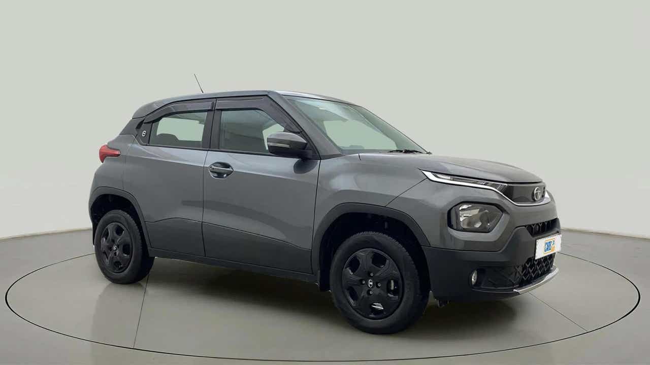 Front three-quarter view of a Tata Punch