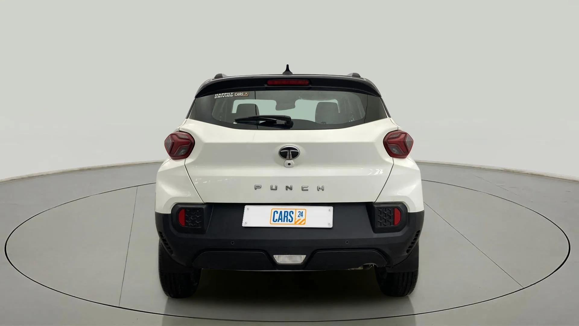 Rear view of a Orcus White Tata Punch