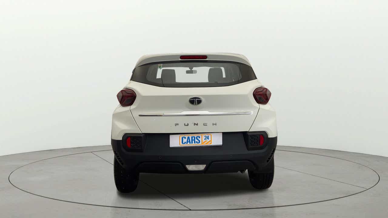 Rear view of a Orcus White Tata Punch