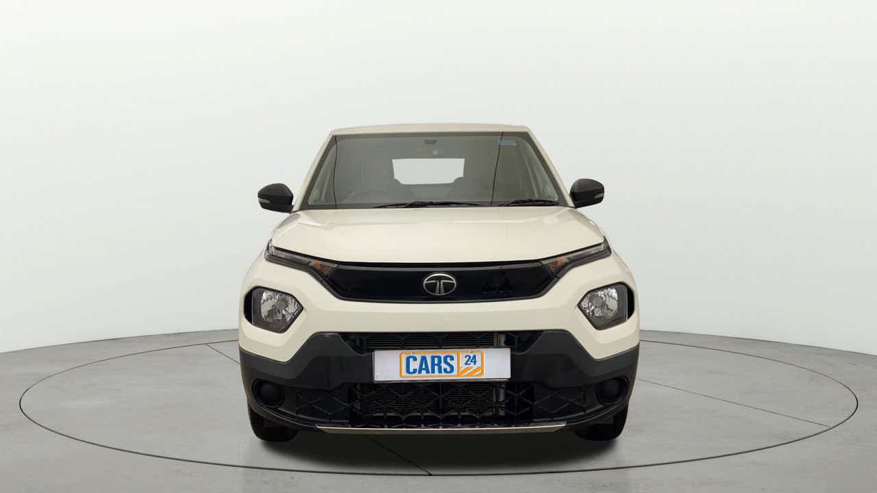 Front view of a Orcus White Tata Punch