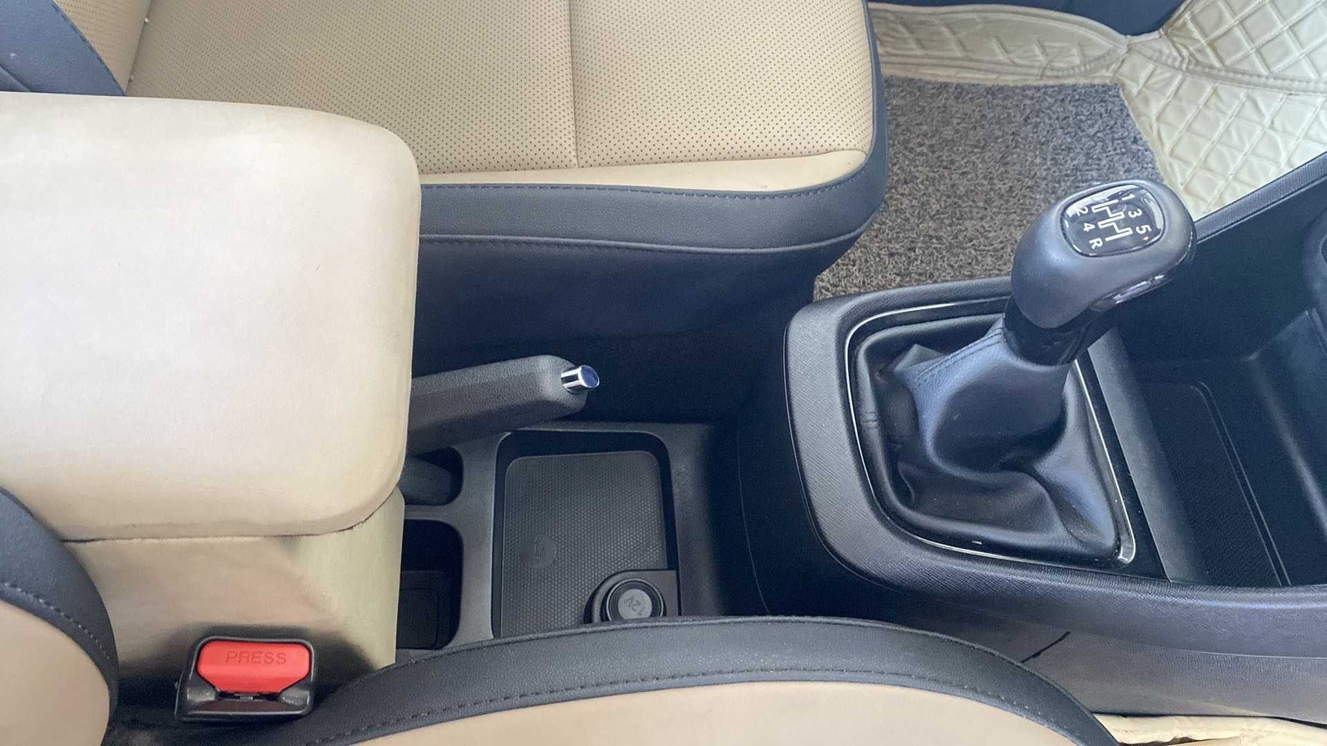 Gear lever and center console area of a Tata Punch