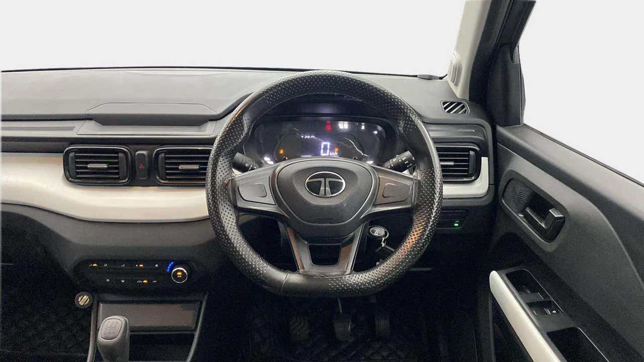 Dashboard and steering wheel of a Tata Punch