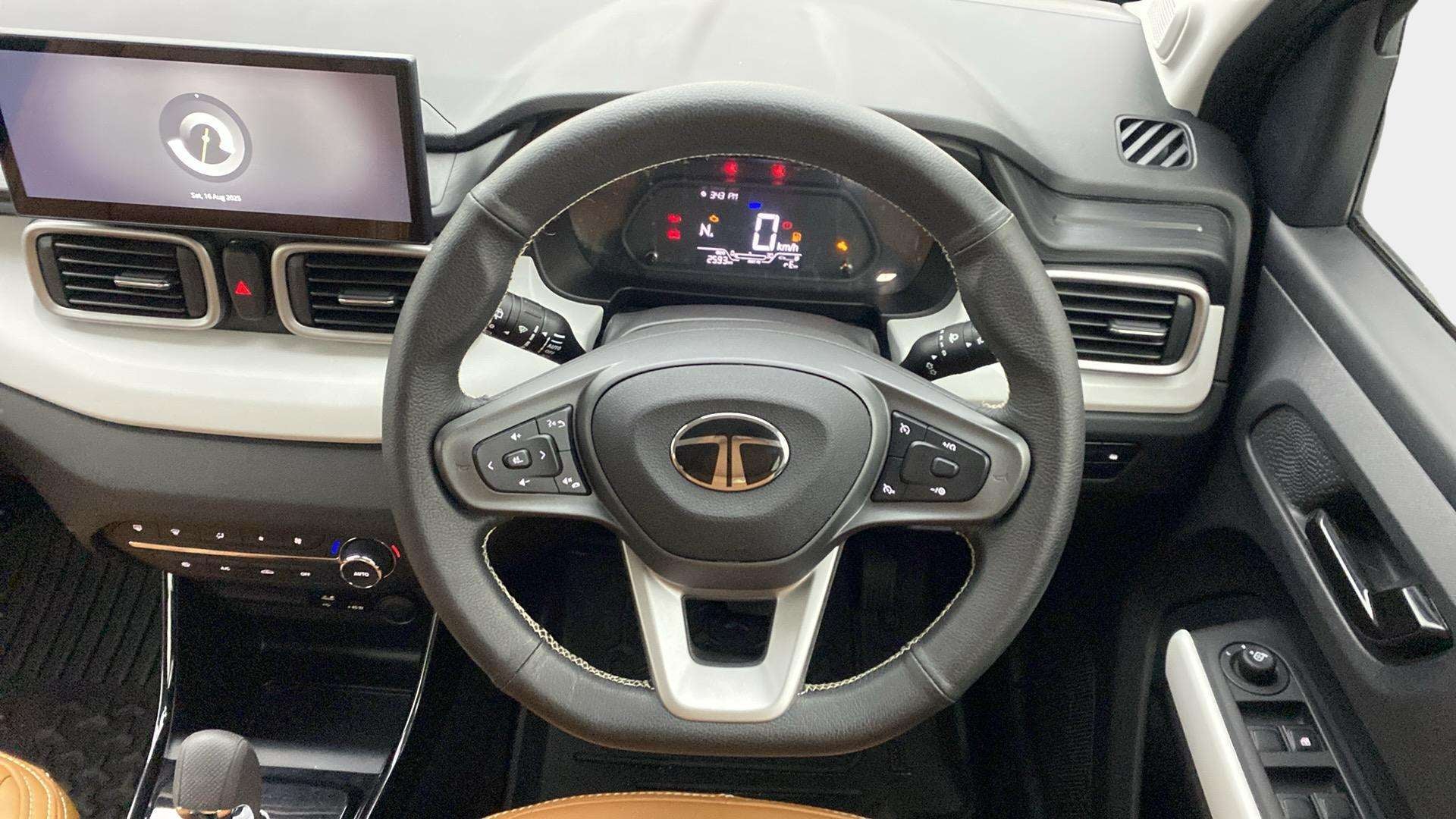 Dashboard and steering wheel of a Tata Punch