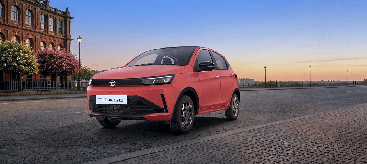 Front three-quarter view of Tata Tiago