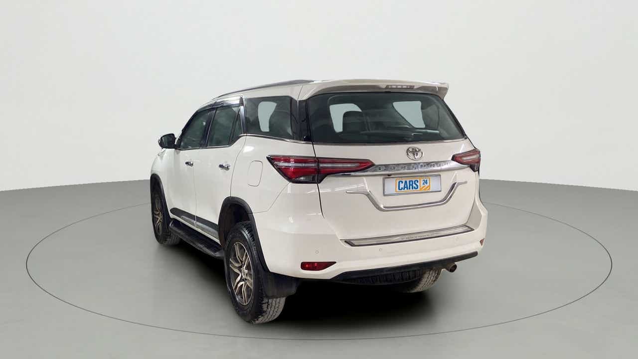 Rear three-quarter view of a Toyota Fortuner