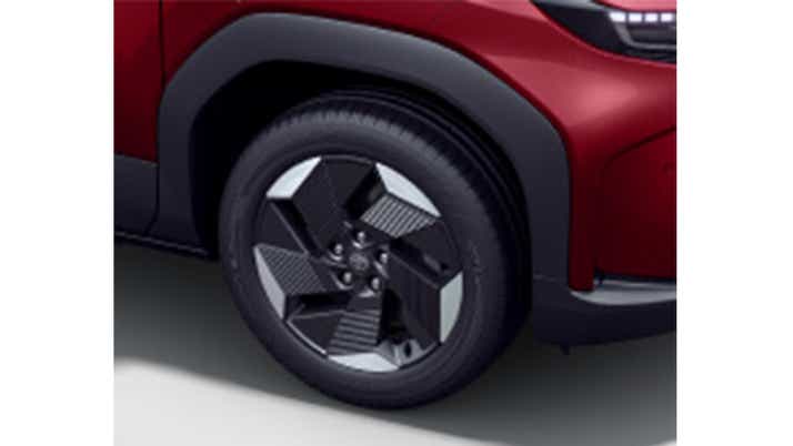 Front wheel close-up of Toyota Urban Cruiser Ebella