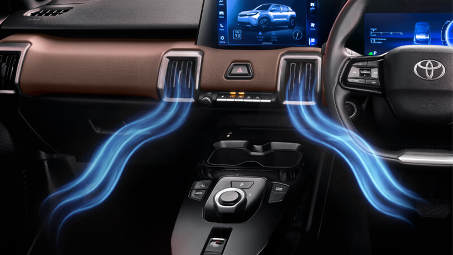 Dashboard air conditioning vents of Toyota Urban Cruiser Ebella