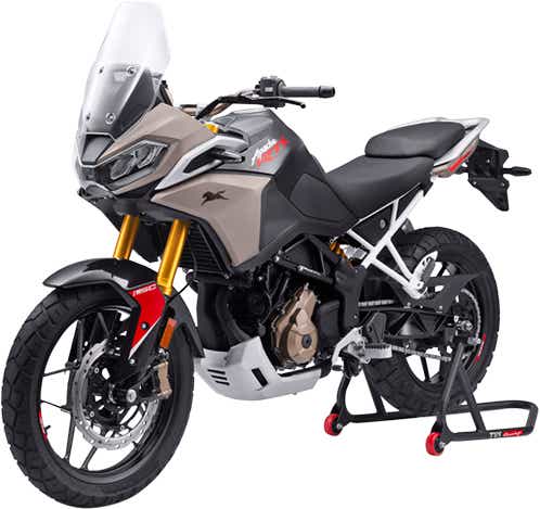 Front three-quarter of a tarn bronze TVS Apache RTX