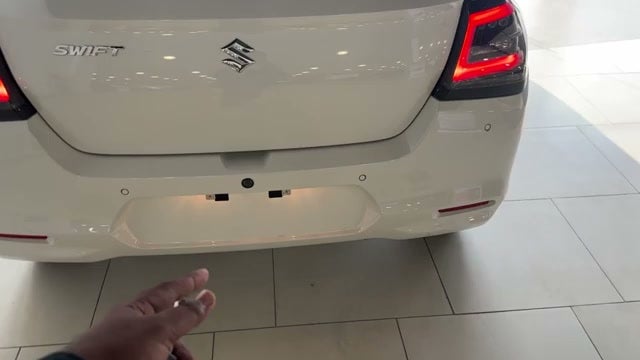 maruti-suzuki-swift-Bootspace-image