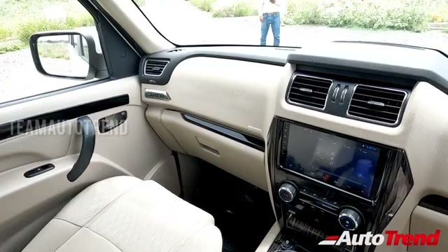 mahindra-scorpio-classic-Steering-image