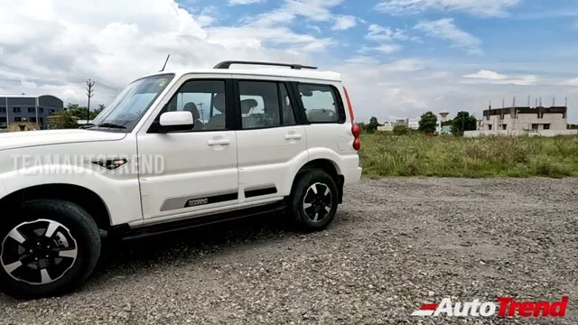 mahindra-scorpio-classic-Tyres-image