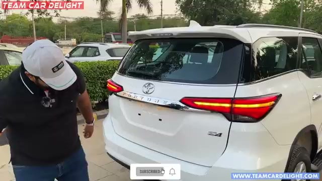 toyota-fortuner-Bootspace-image