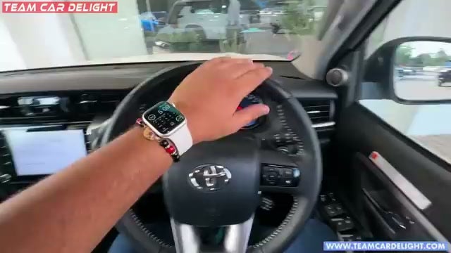 toyota-fortuner-Steering-image