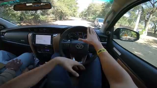 toyota-fortuner-Drive Experience-image