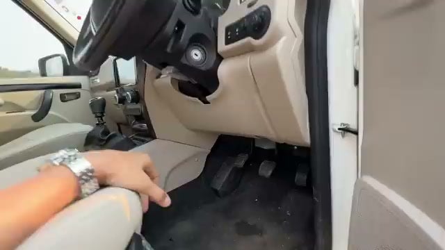 mahindra-scorpio-classic-Engine/Power-image
