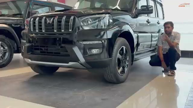 mahindra-scorpio-classic-Tyres-image