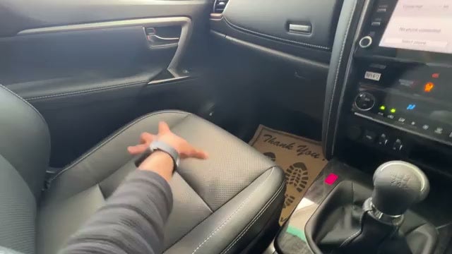 toyota-fortuner-Dashboard-image