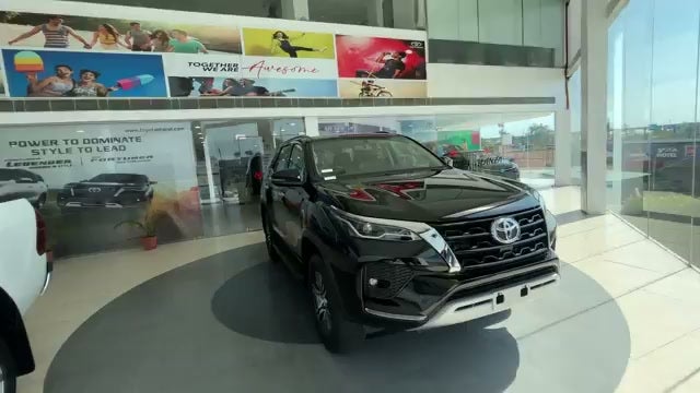 toyota-fortuner-Exterior-image