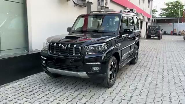 mahindra-scorpio-classic-Price-image