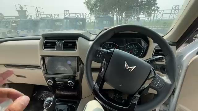 mahindra-scorpio-classic-Steering-image