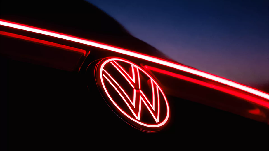 Rear badge close-up of a Volkswagen Tayron