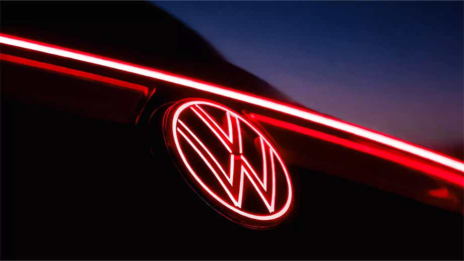 Rear badge close-up of a Volkswagen Tayron