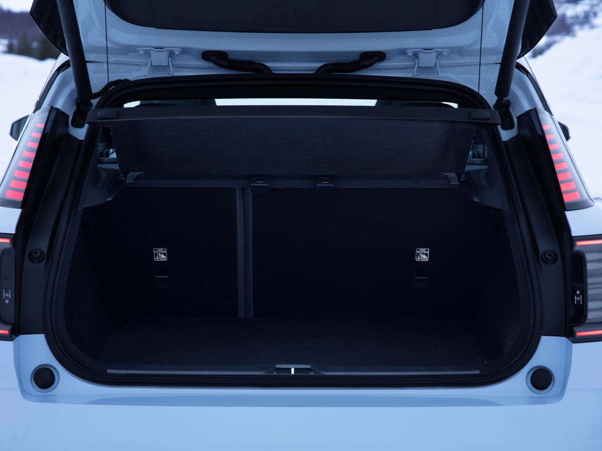 Boot space view of a Volvo EX30