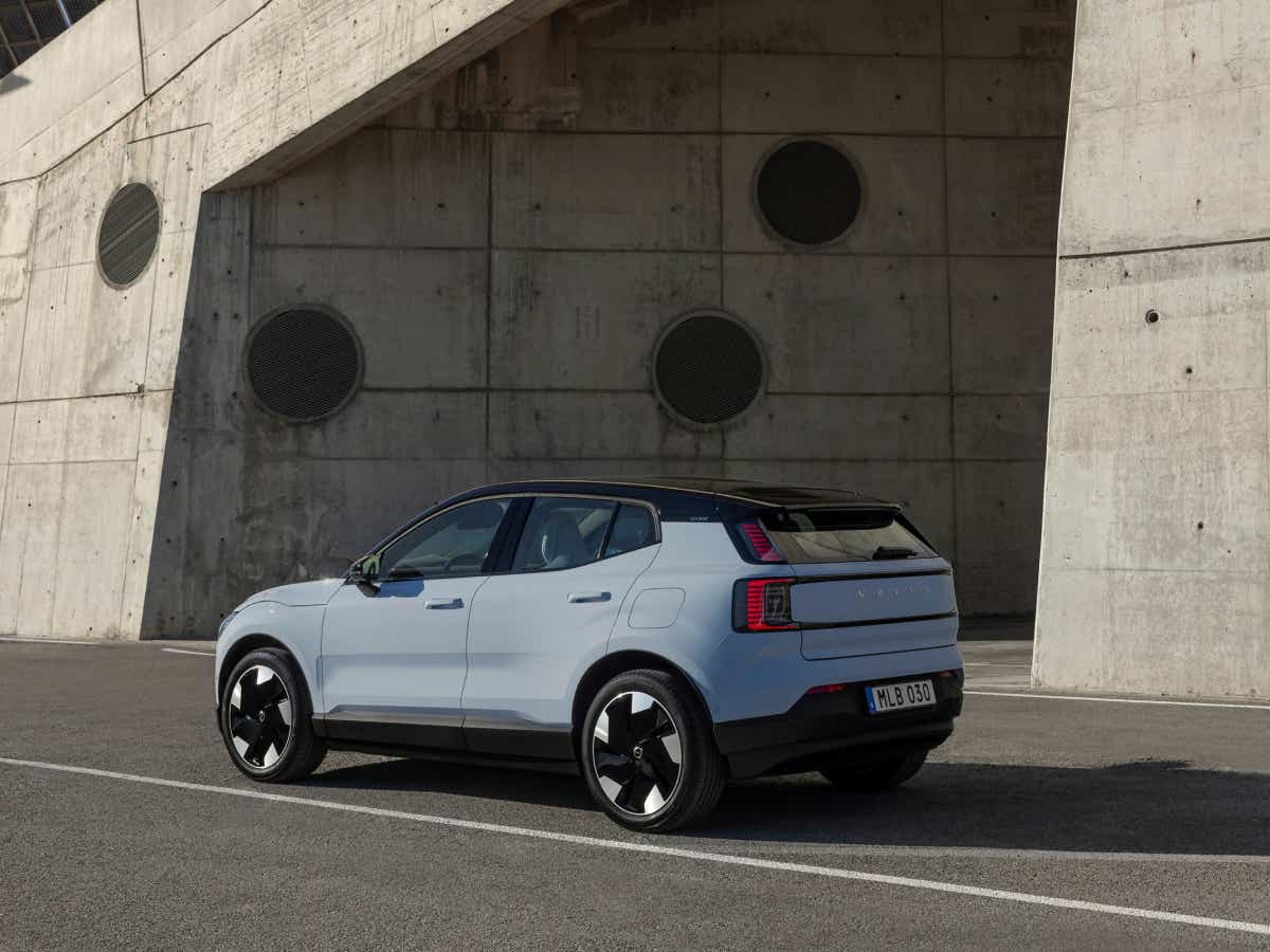 Rear three-quarter of a Cold Blue Volvo EX30