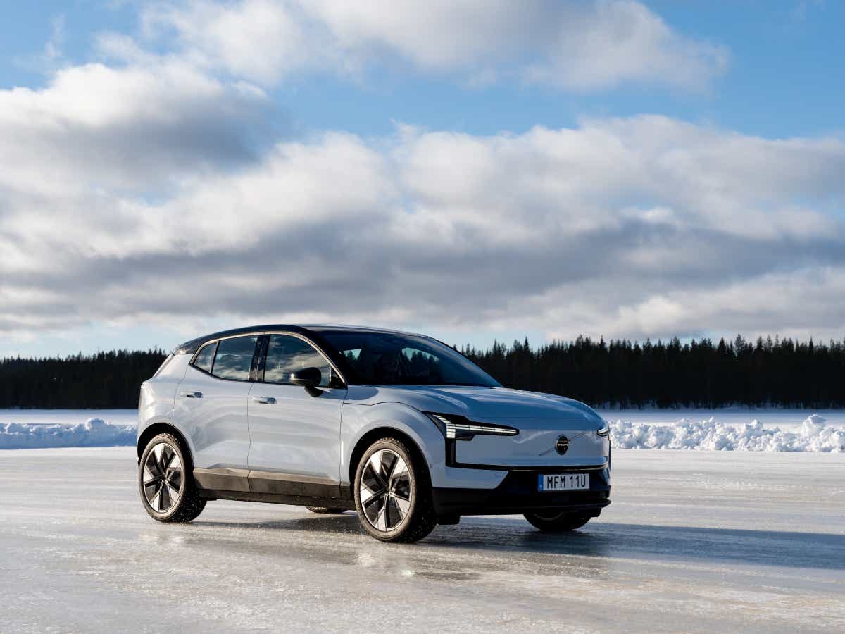 Front three-quarter of a cold blue Volvo EX30